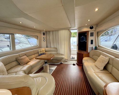 azimut-46-fly-interior-scaled